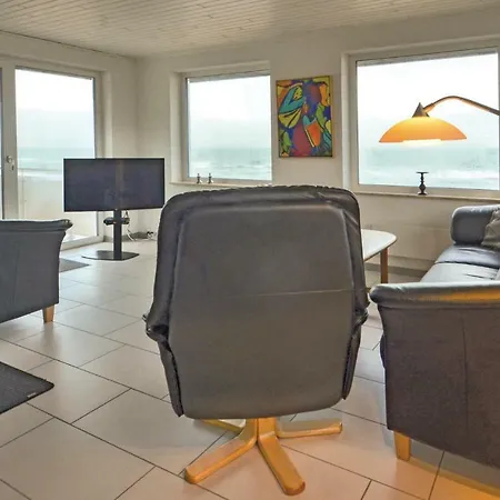 Awesome In Frostrup With House Sea View Semesterbostad *
